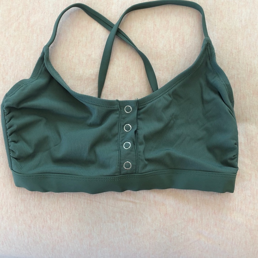 Criss cross tie back bikini top